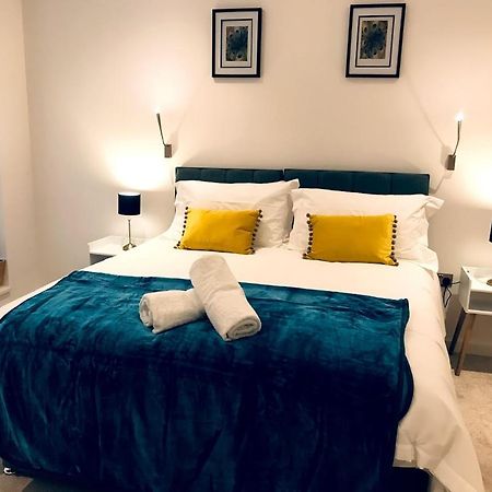 Maplewood Luxurious One-Bed Flat With Free Parking Hotel St Albans Kültér fotó