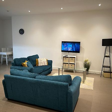 Maplewood Luxurious One-Bed Flat With Free Parking Hotel St Albans Kültér fotó