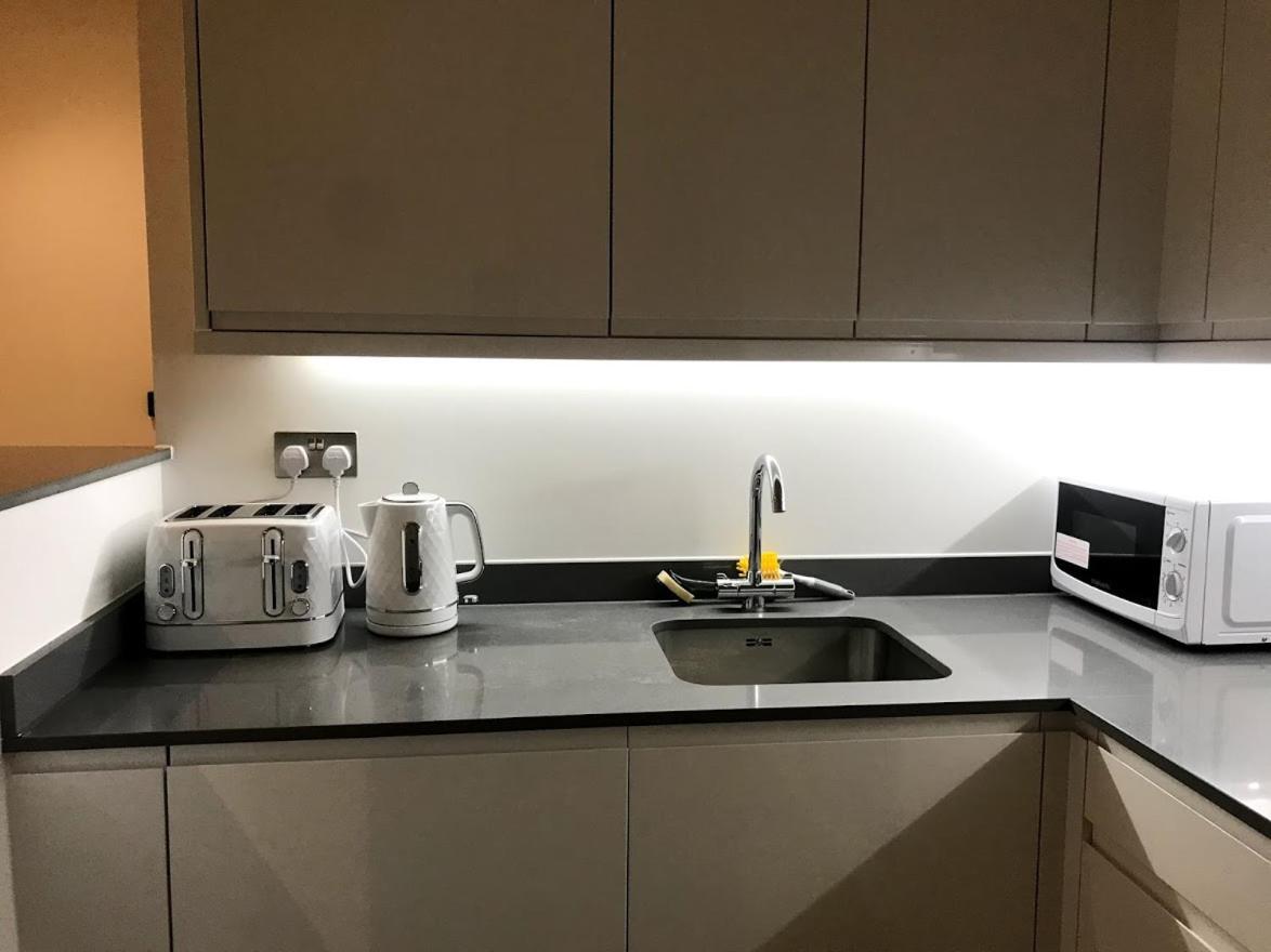 Maplewood Luxurious One-Bed Flat With Free Parking Hotel St Albans Kültér fotó